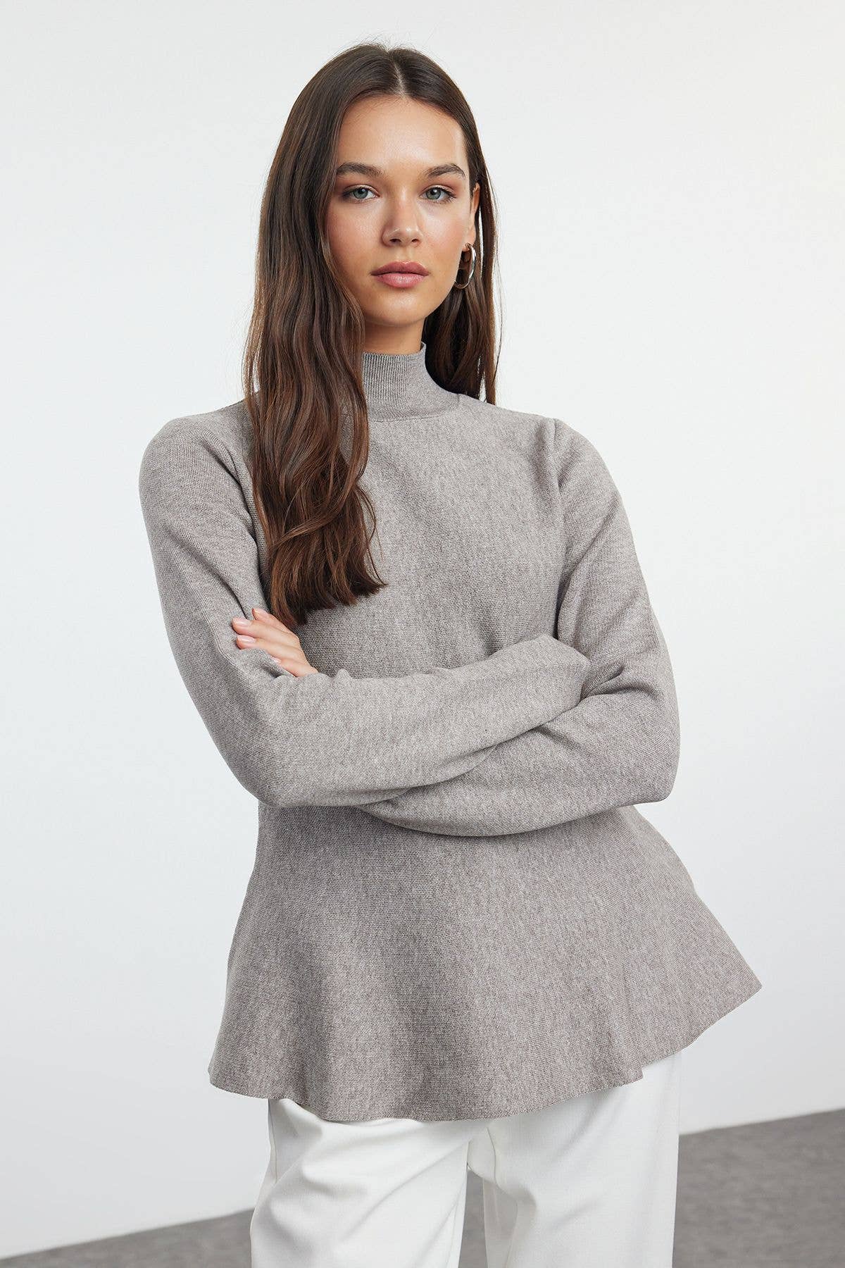 Semi-high-neck solid color loose knitted sweater