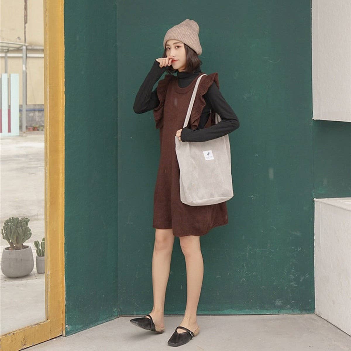 CWAB3911_CORDUROY SNAP-BUTTON LARGE-CAPACITY SHOULDER BAG