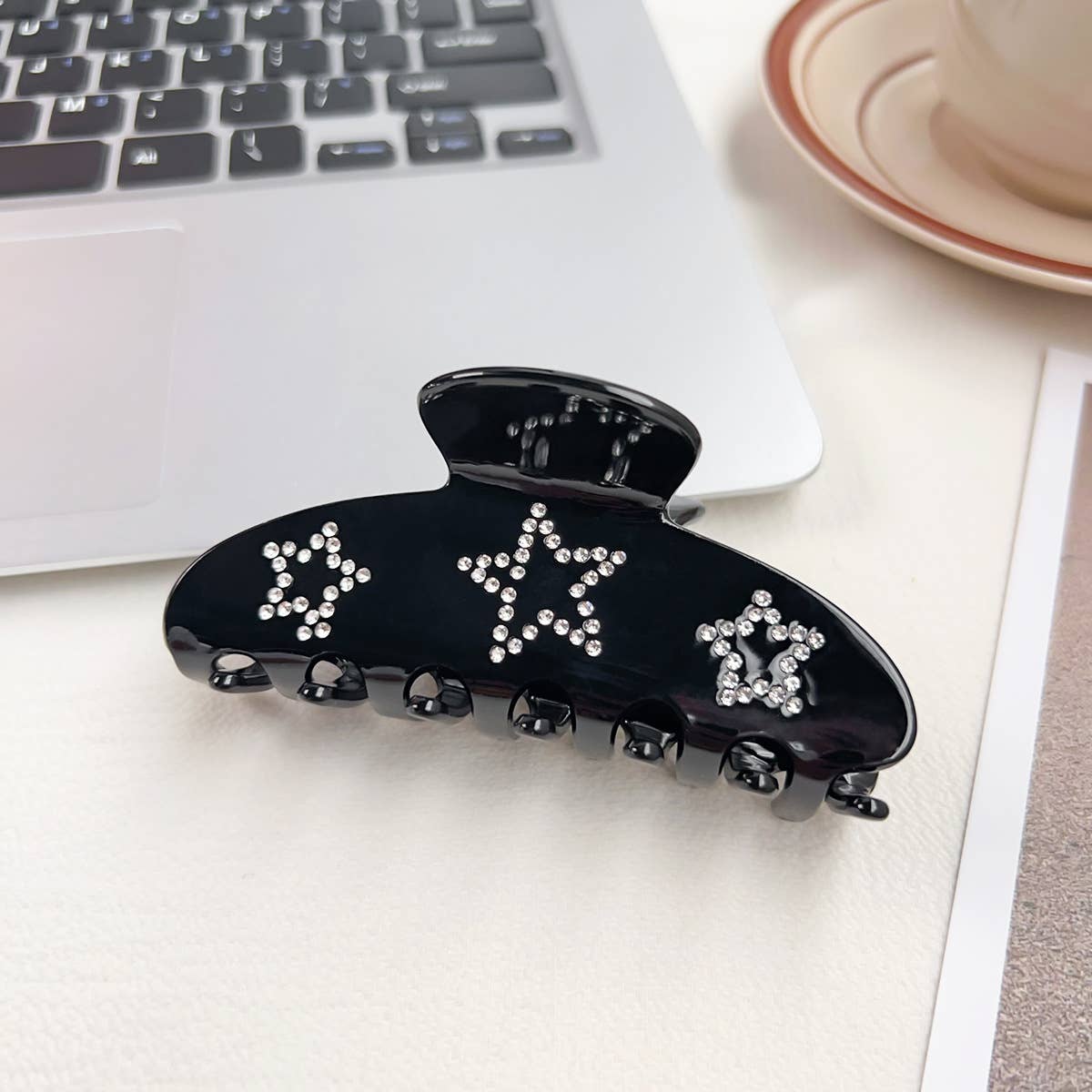 Elegant diamond-encrusted acetate hairpin clipper