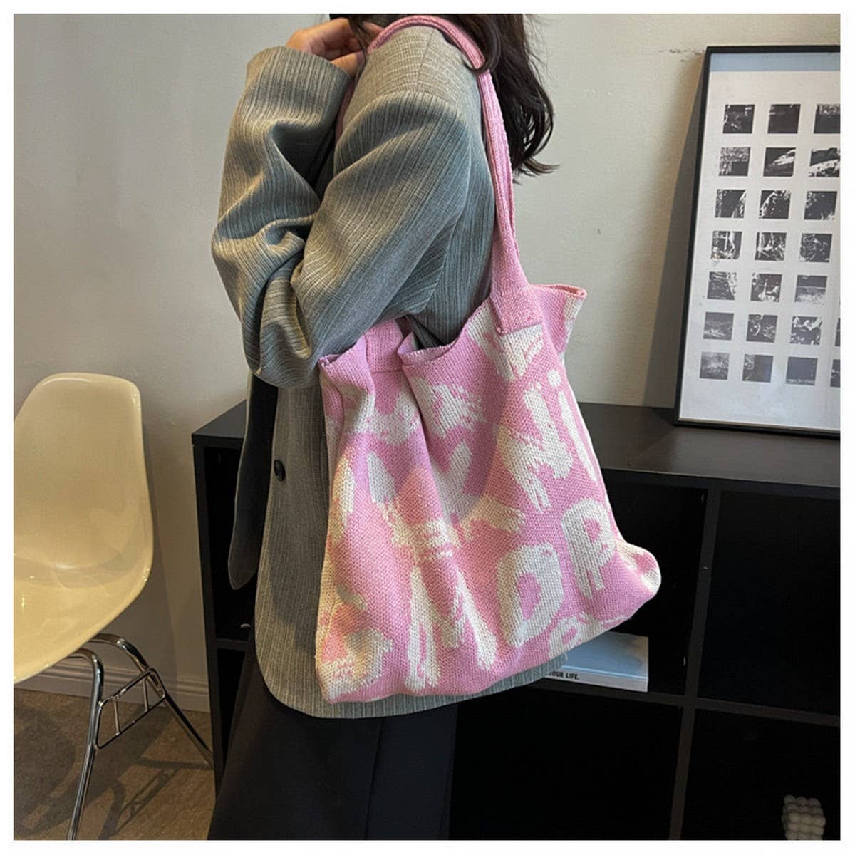 CWAB4572_LETTER PRINTED KNITTED SINGLE SHOULDER HANDLE BAG