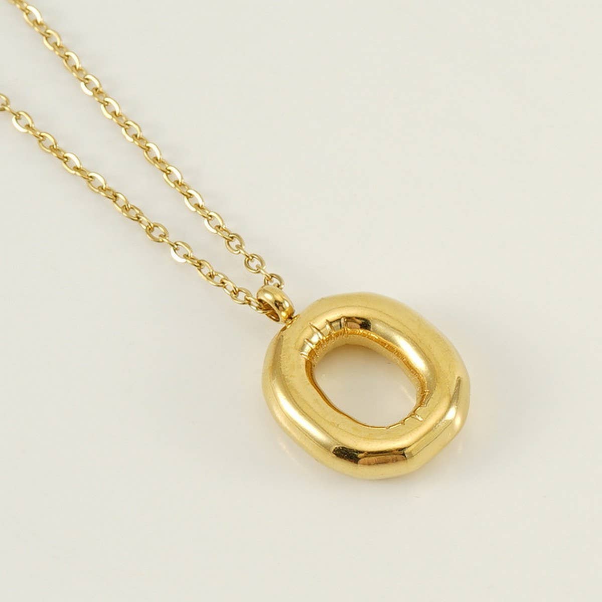 18K GOLD 26 LETTER PENDANT NECKLACE_CWAJE0676