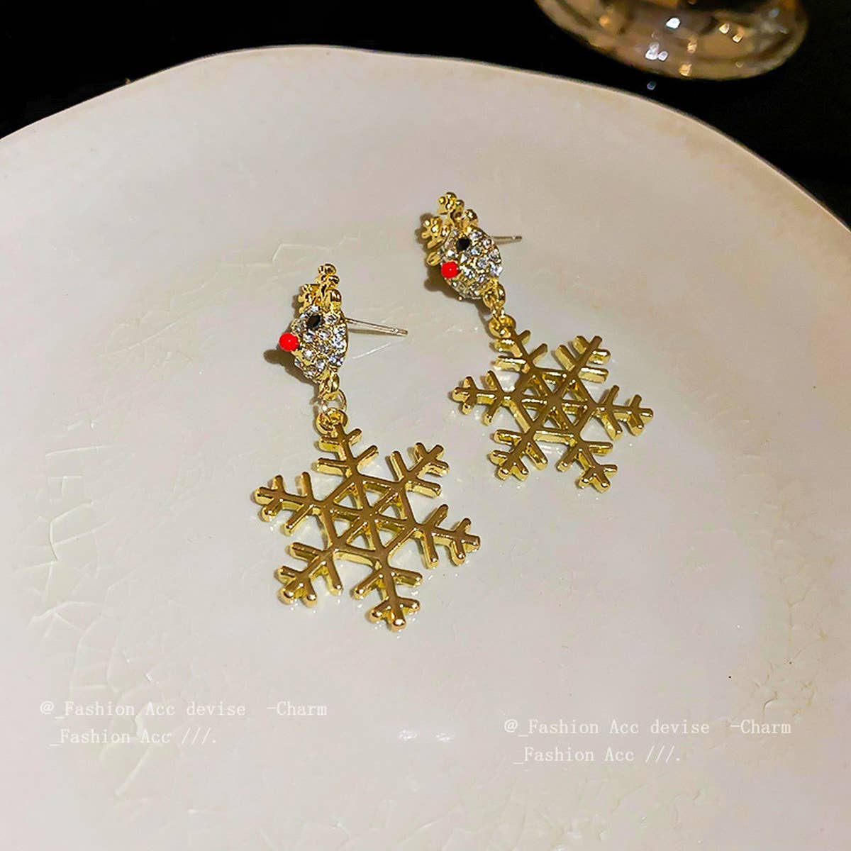 DIAMOND DEER HEAD SNOWFLAKE EARRINGS