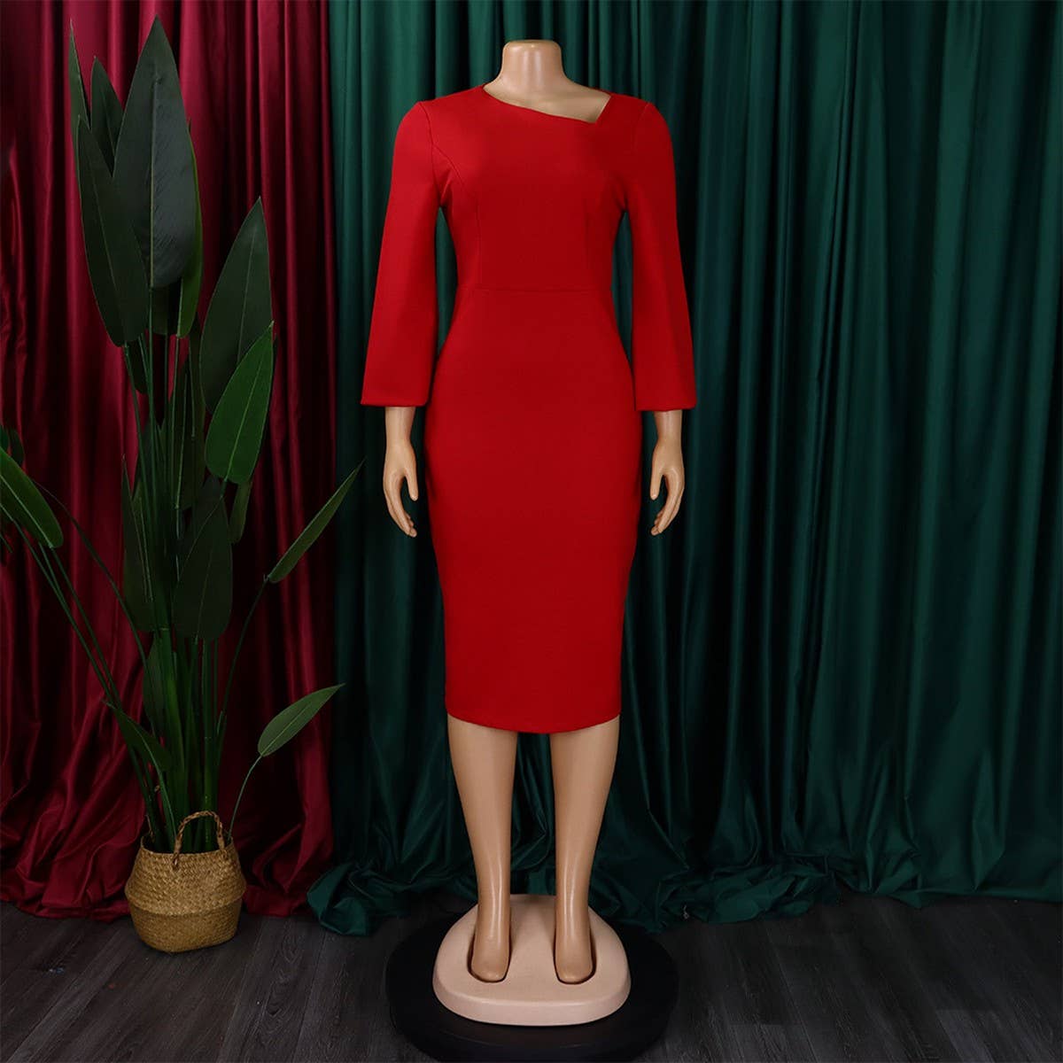 LONG-SLEEVED FASHIONABLE AND ELEGANT TUNIC DRESS