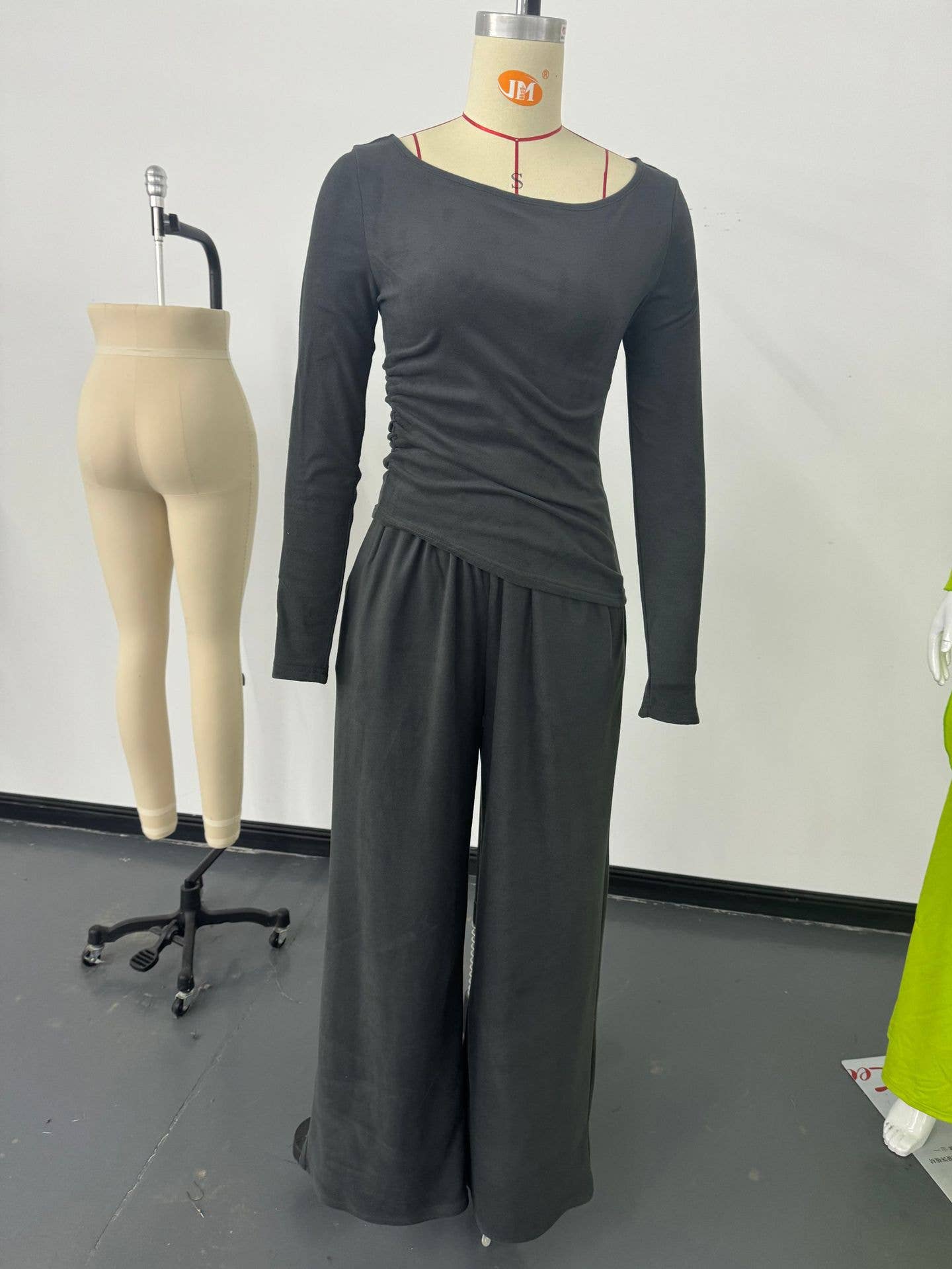 Solid-color long-sleeved wide-leg long pants set