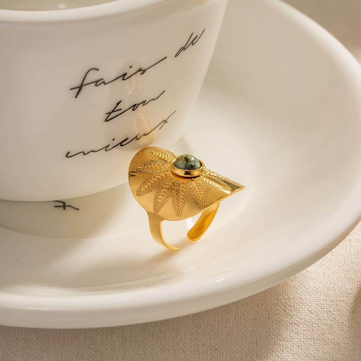 NEW EXAGGERATED WIDE FACE CARVED RING