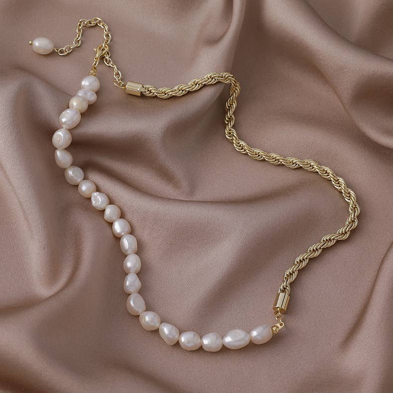 Baroque irregular retro freshwater pearl necklace