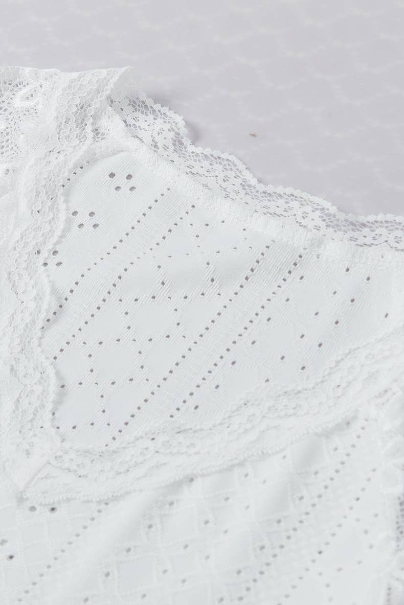 Lace patchwork V-neck short-sleeved T-shirt