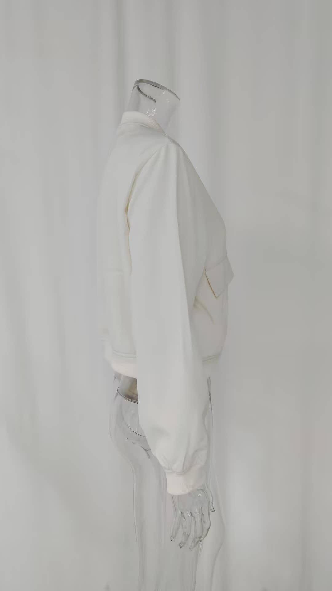 Round-neck single-breasted long-sleeved jacket