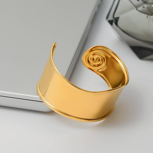 Stylish 18K Gold Spiral Open Bangle, No Fade_CWAJE4724