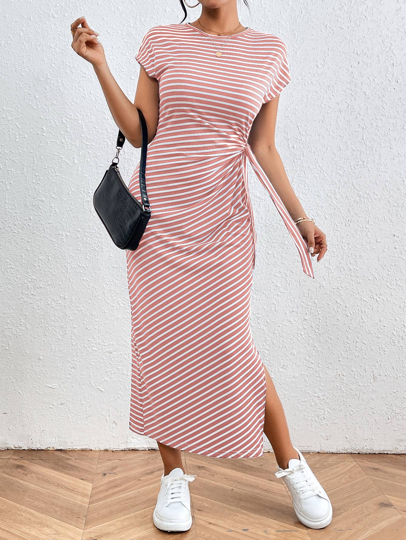 Striped slim-fit waist slimming round neck dress