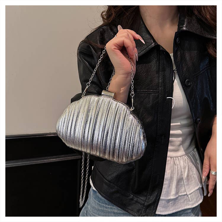 Fashionable and niche glossy single-shoulder bag