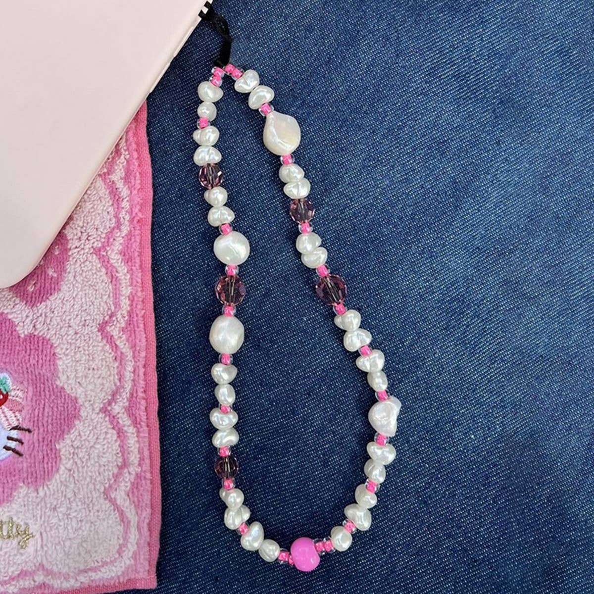 CWMM8717_SIMPLE AND VERSATILE PEARL MOBILE PHONE LANYARD