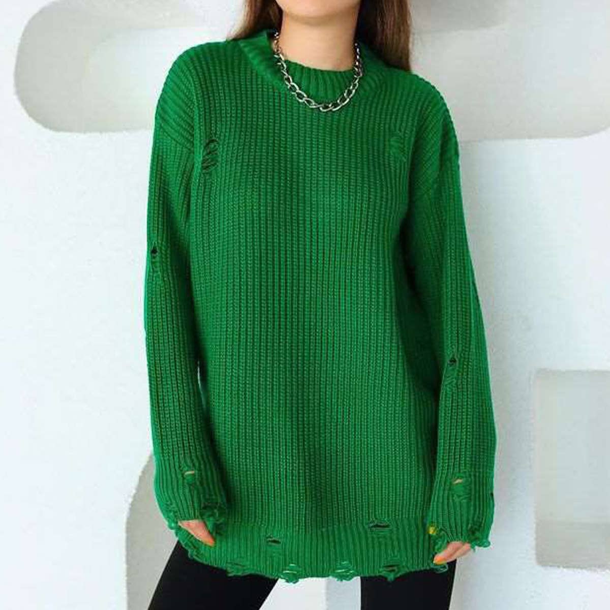 SOLID COLOR RIPPED MID-LENGTH CREW-NECK SWEATER