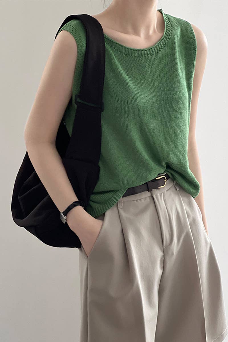 SIMPLE SOLID COLOR U-NECK KNIT VEST