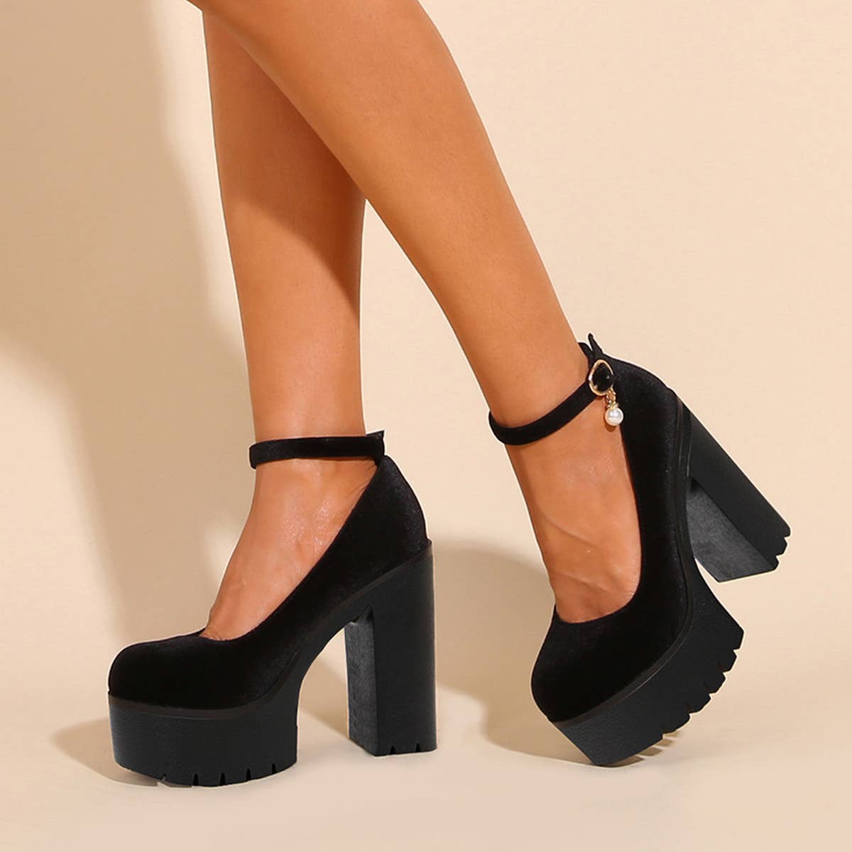 ROUND TOE FLAT BUCKLE PLATFORM HIGH HEELS