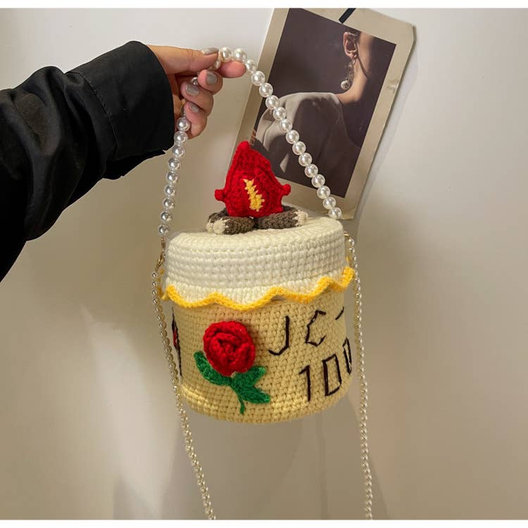 Personalized cake-shaped pearl chain knitted bag
