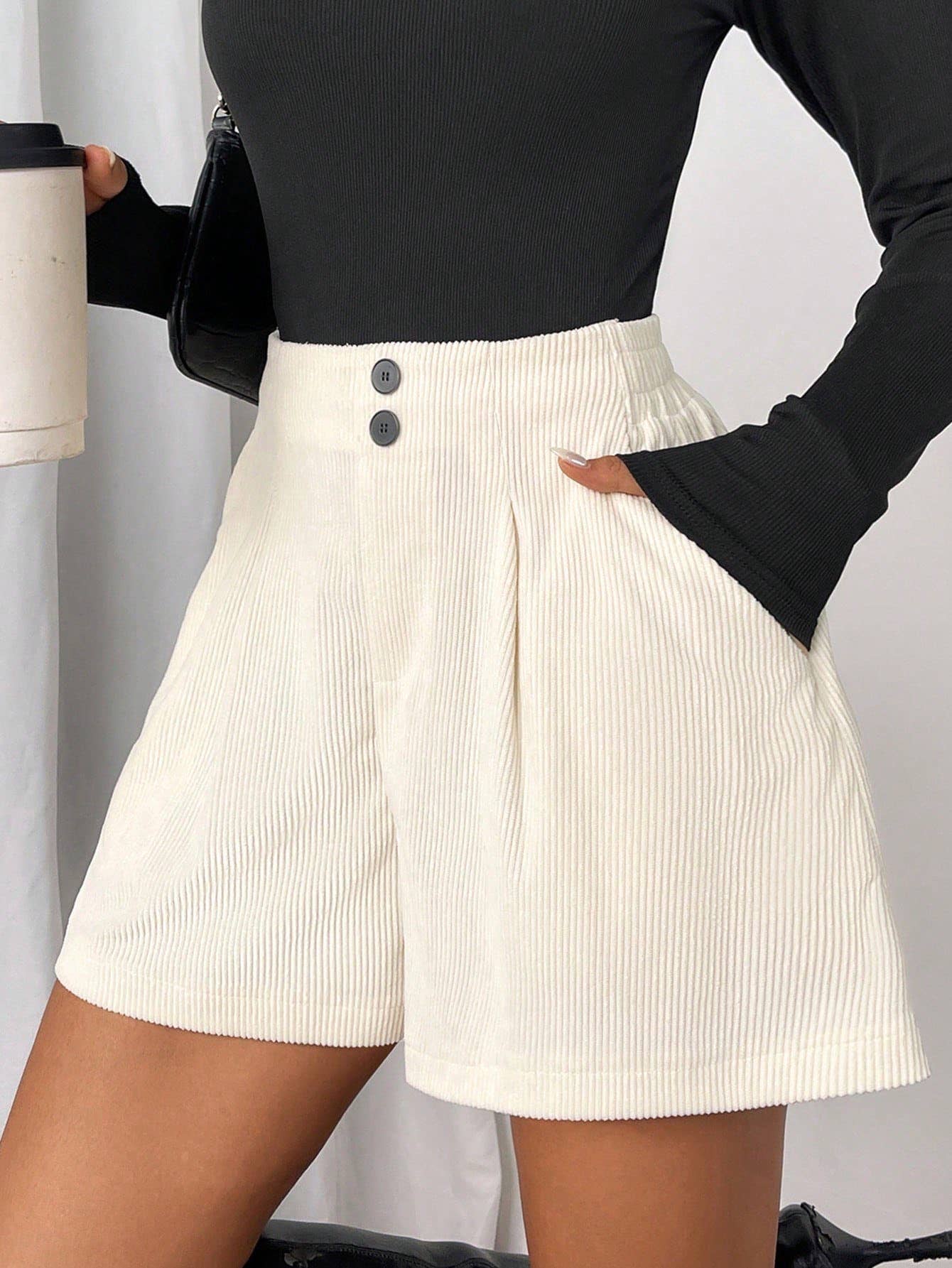 Slimming corduroy straight-leg casual shorts