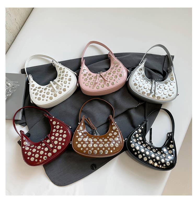 Rivet fashionable casual single-shoulder bag