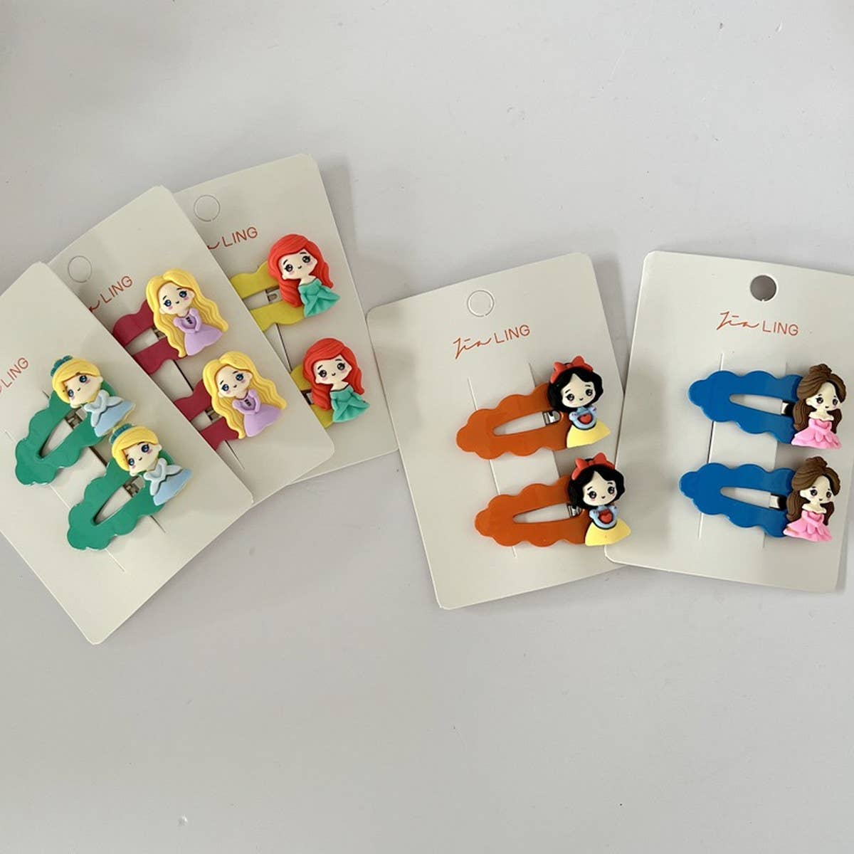 CHILDREN'S CARTOON CHARACTER LACE HAIRPIN