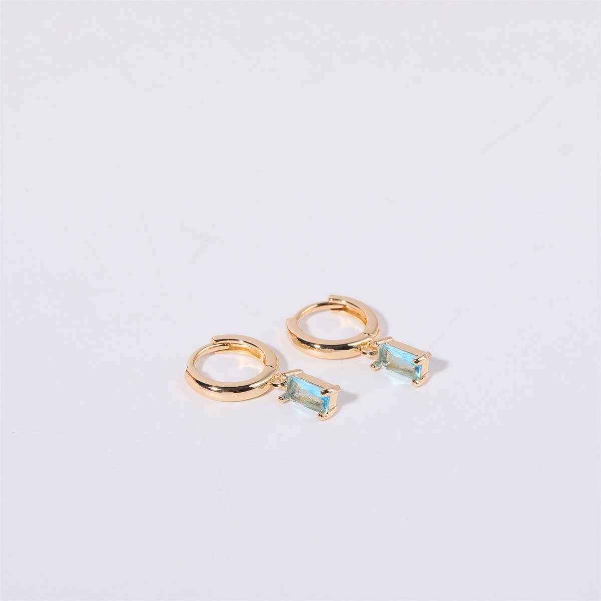 Polished Geometric Hollow Earrings Stainless_CWAJE5031