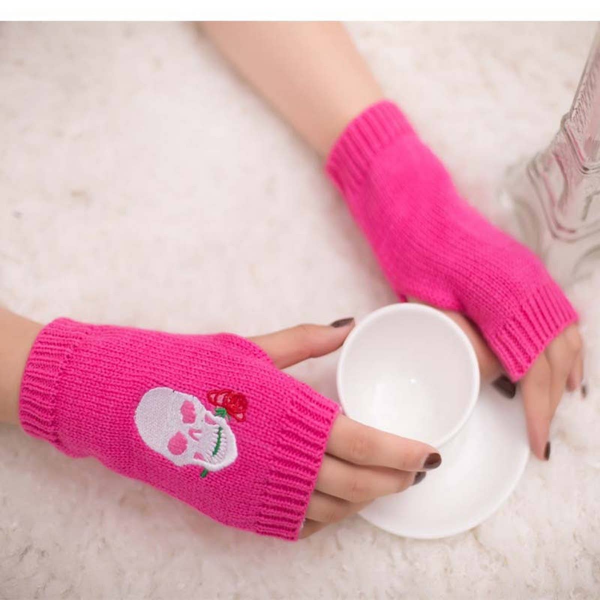 CWAG00534_HALLOWEEN EMBROIDERED FINGERLESS GLOVES