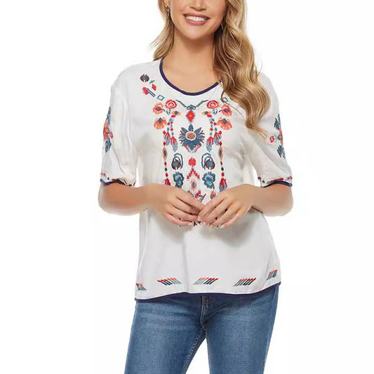 EMBROIDERED CREW NECK PULLOVER T-SHIRT