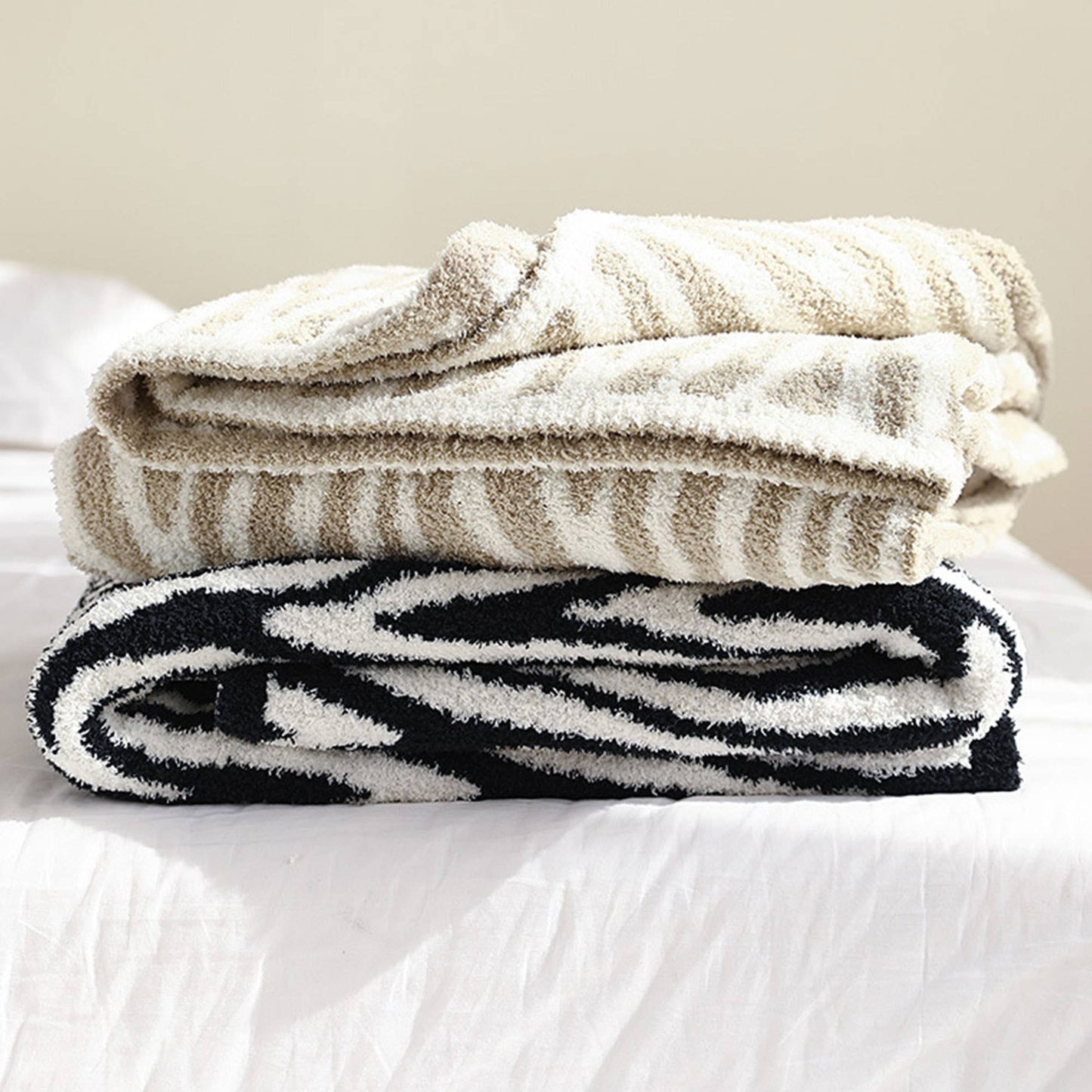 ZEBRA PRINT, HOUNDSTOOTH COZY THROW BLANKETS_CWMM0210