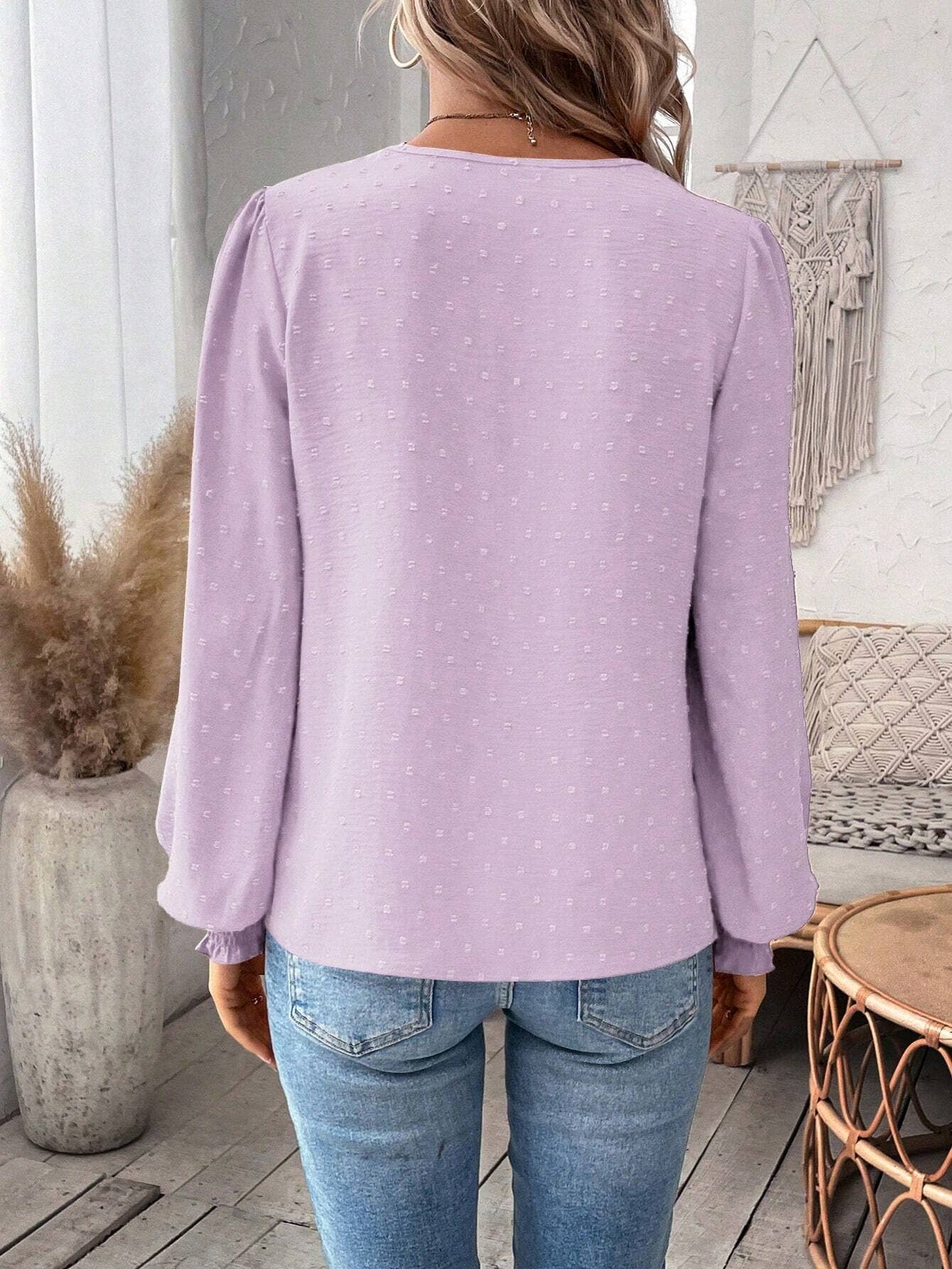 V-neck lace solid-color long-sleeved T-shirt