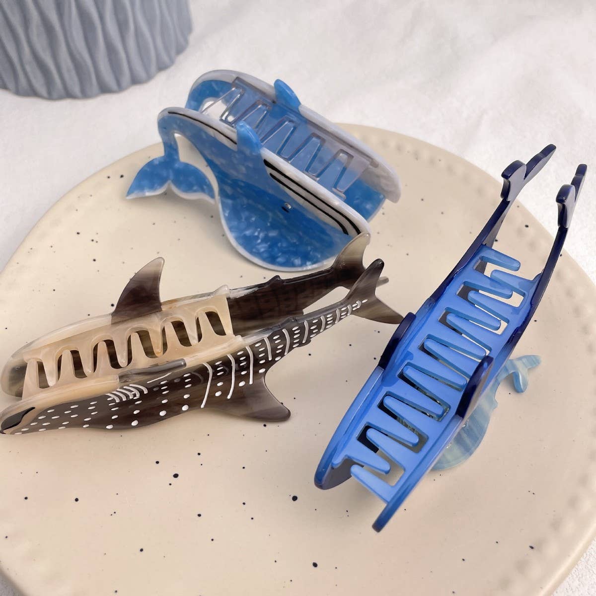 OCEAN WHALE SHELL FISH SEASHELL HAIR CLAW CLIPS_CWAHA0550