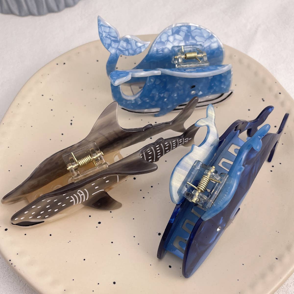 OCEAN WHALE SHELL FISH SEASHELL HAIR CLAW CLIPS_CWAHA0550