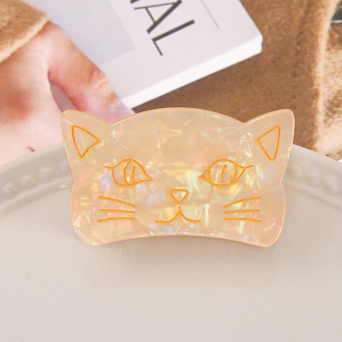 Acrylic Medium Cat Hair Claw Clip for Bangs_CWAHA0992
