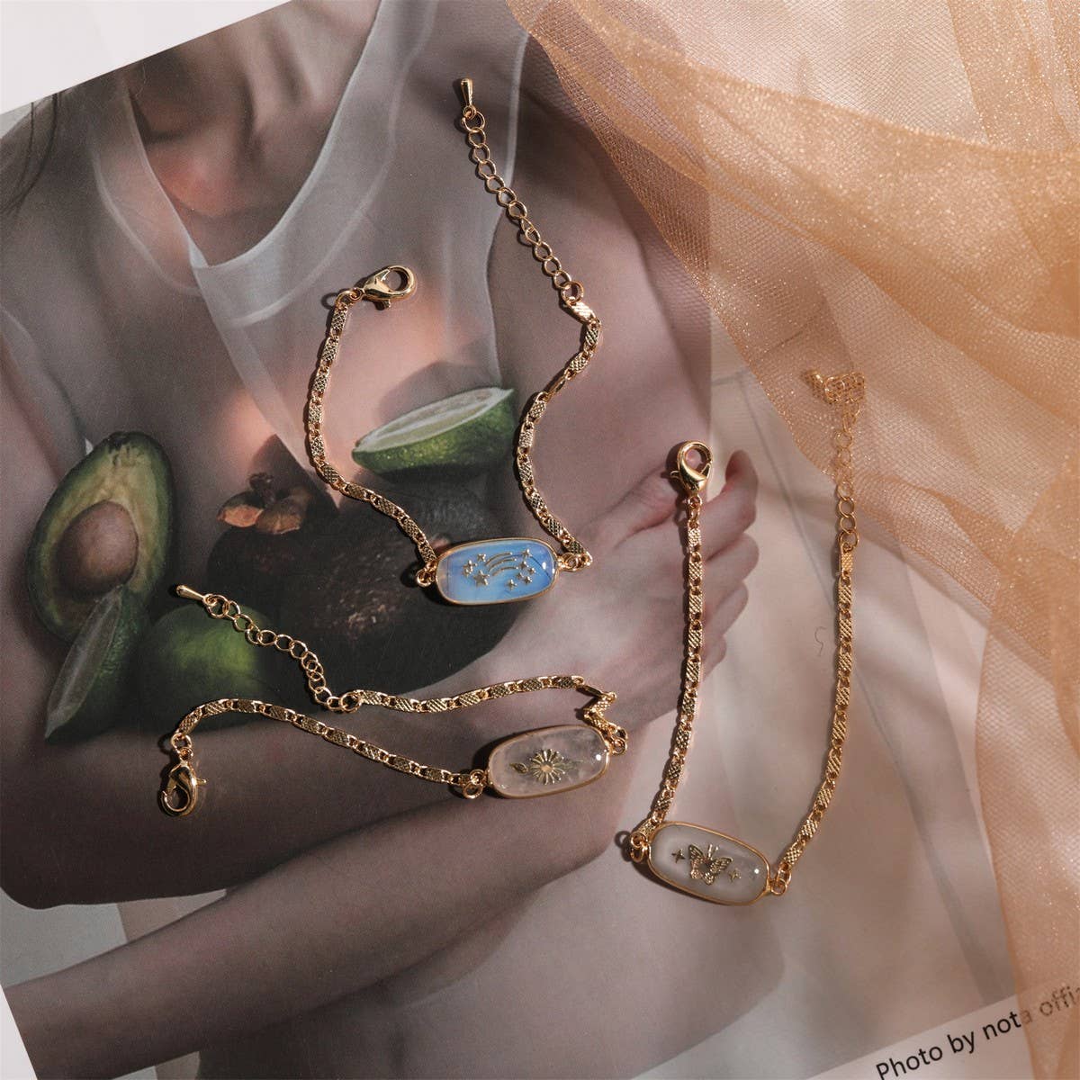 LITERARY RETRO FASHION BRACELET