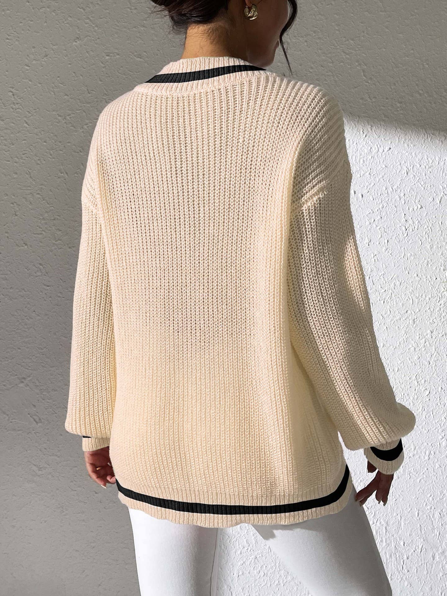 V-NECK LONG SLEEVE SWEATER BEADED CASUAL BASE