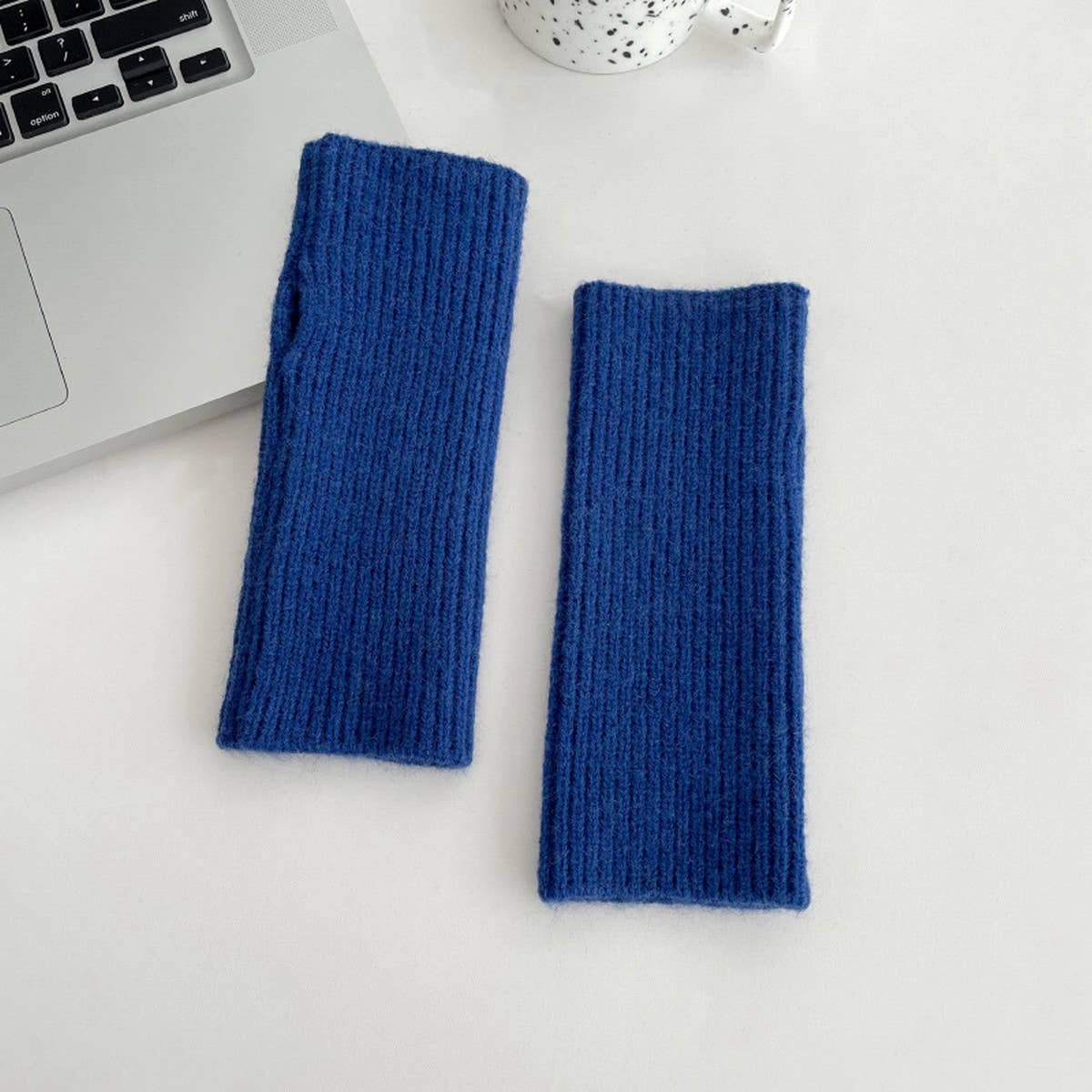 VERSATILE KNITTED WARM VERTICAL STRIPED GLOVES_CWAG0142