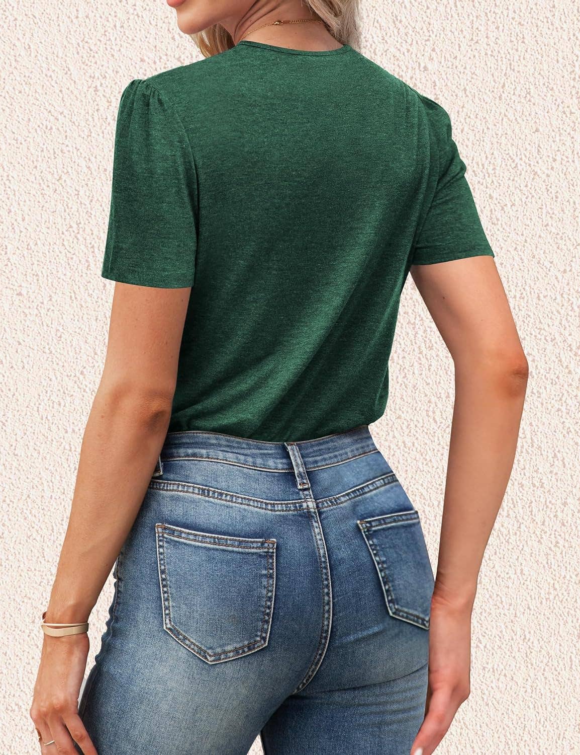 Short-sleeved V-neck solid-color loose T-shirt