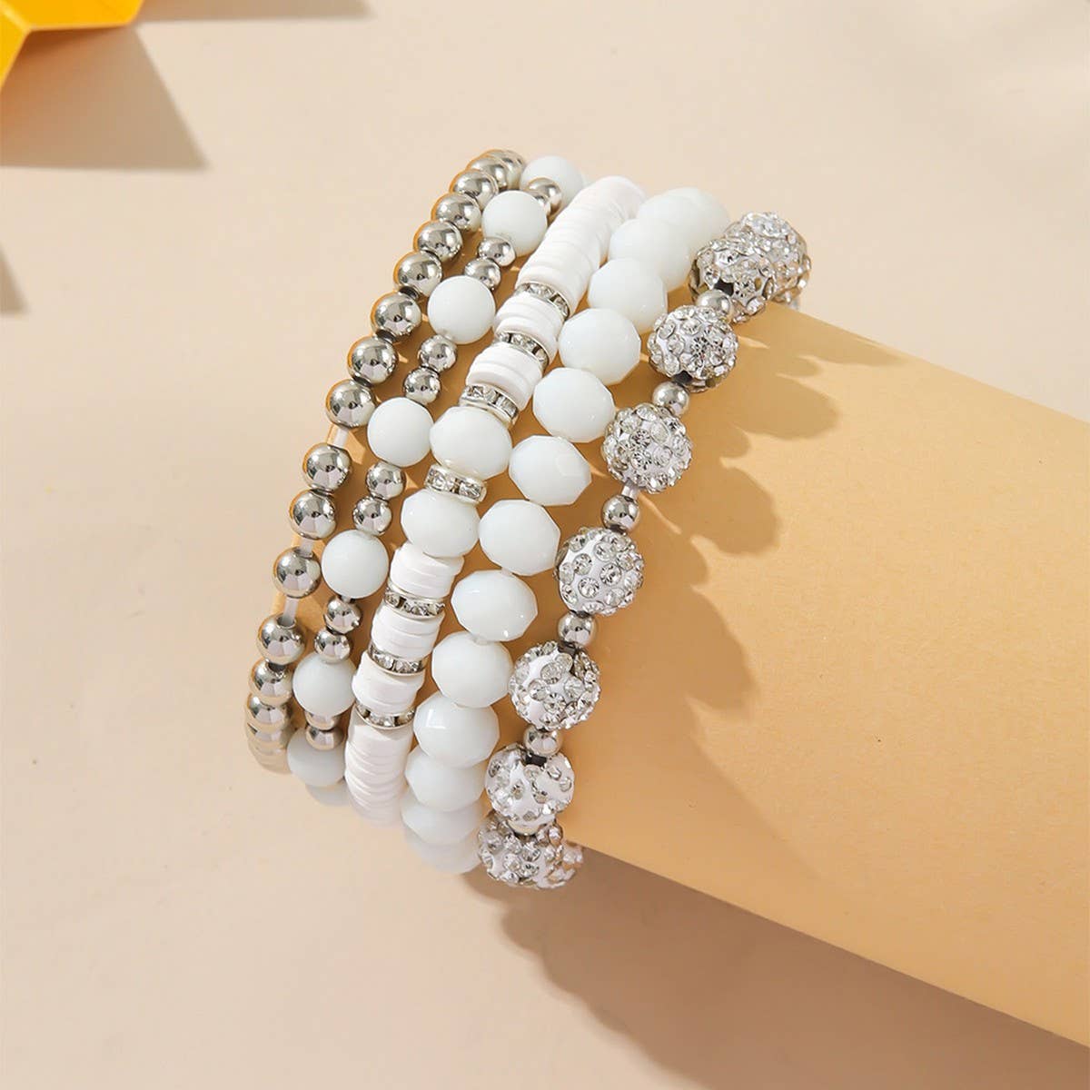 SIMPLE SET OF BLACK AND WHITE MULTI-PIECE BRACELETS_CWMM3544