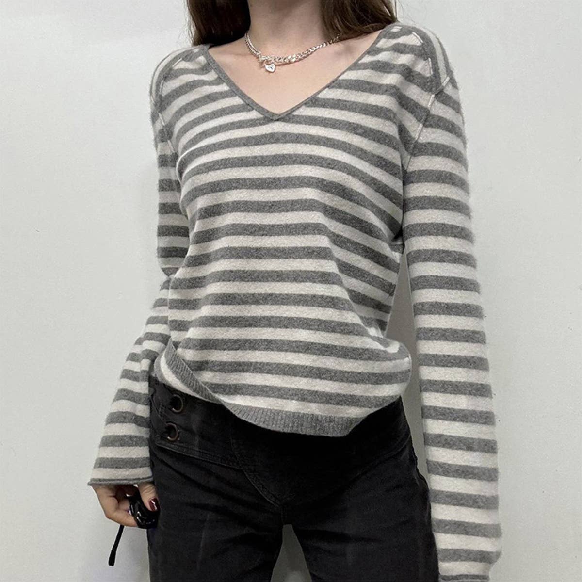 SIMPLE SLOUCHY STRIPED V-NECK SWEATER FOR GIRLS