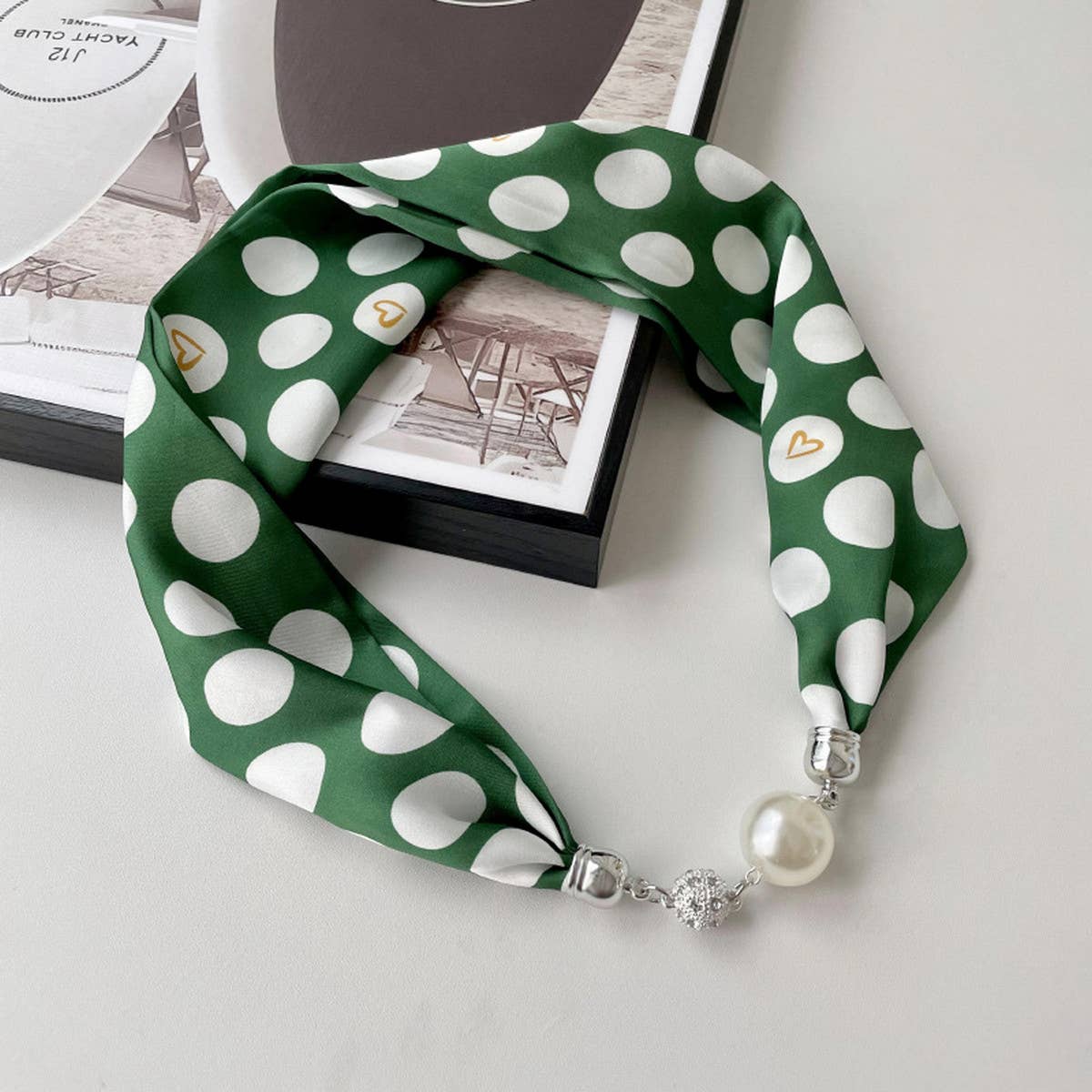 Magnetic Silk Scarf Necklace ? Elegant Neck Wrap