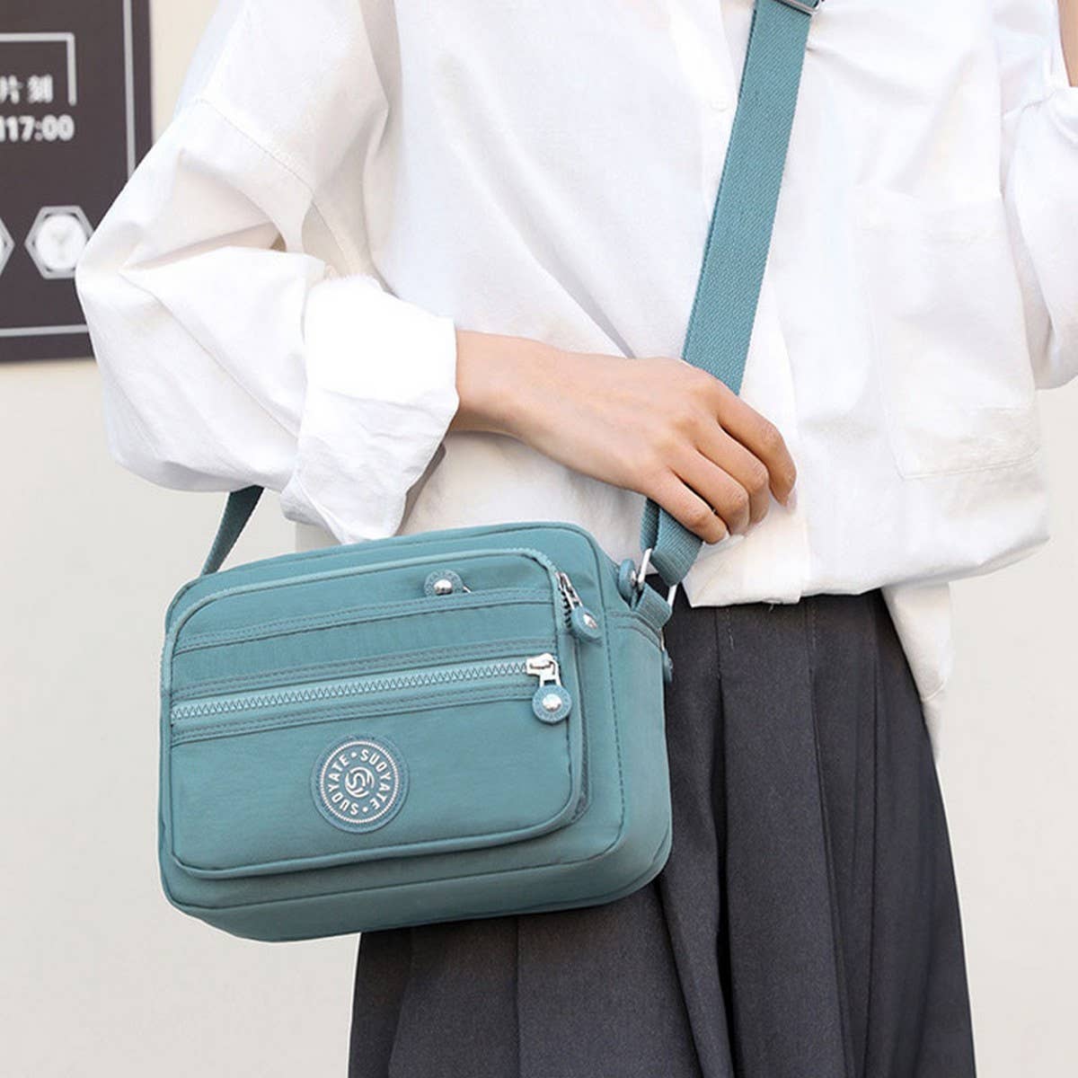 FASHION CASUAL WATERPROOF SHOULDER MESSENGER BAG_CWAB3524