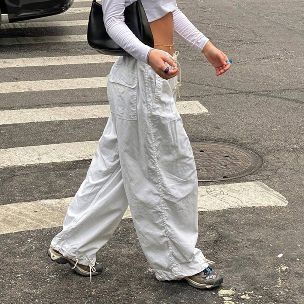Fashion loose,low-waisted, wide-leg cargo pants
