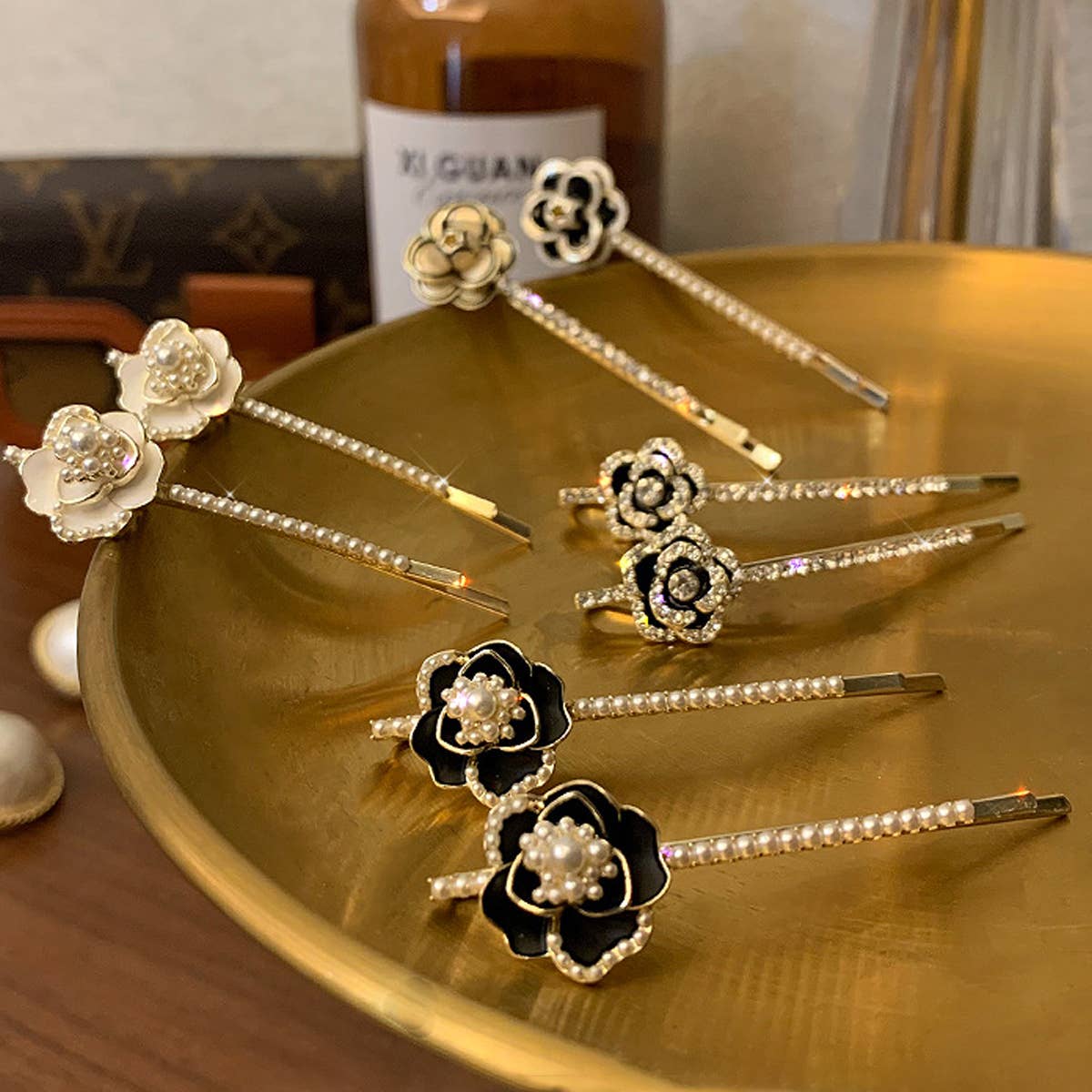 CAMELLIA PEARL HAIR PIN WITH RHINESTONES_CWAHA1211