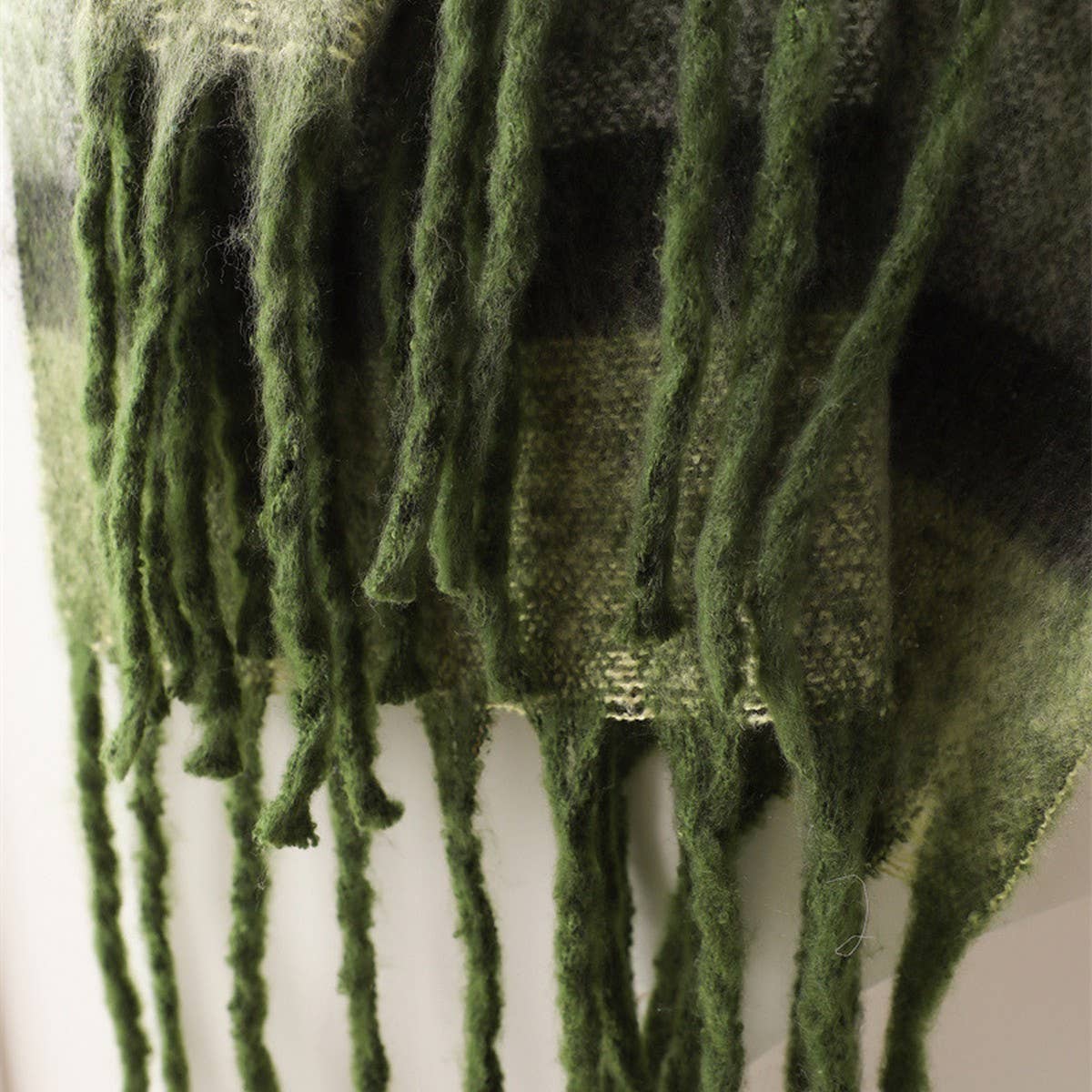 Plaid Patchwork Fringe Scarf for Fall & Winter_CWASC2759