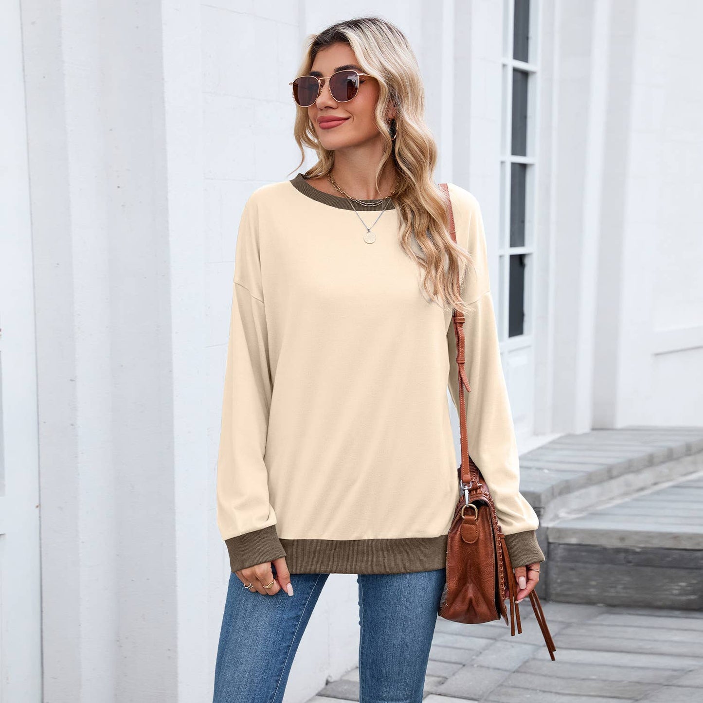 Round-neck loose color-blocked ribbed sweatshirt