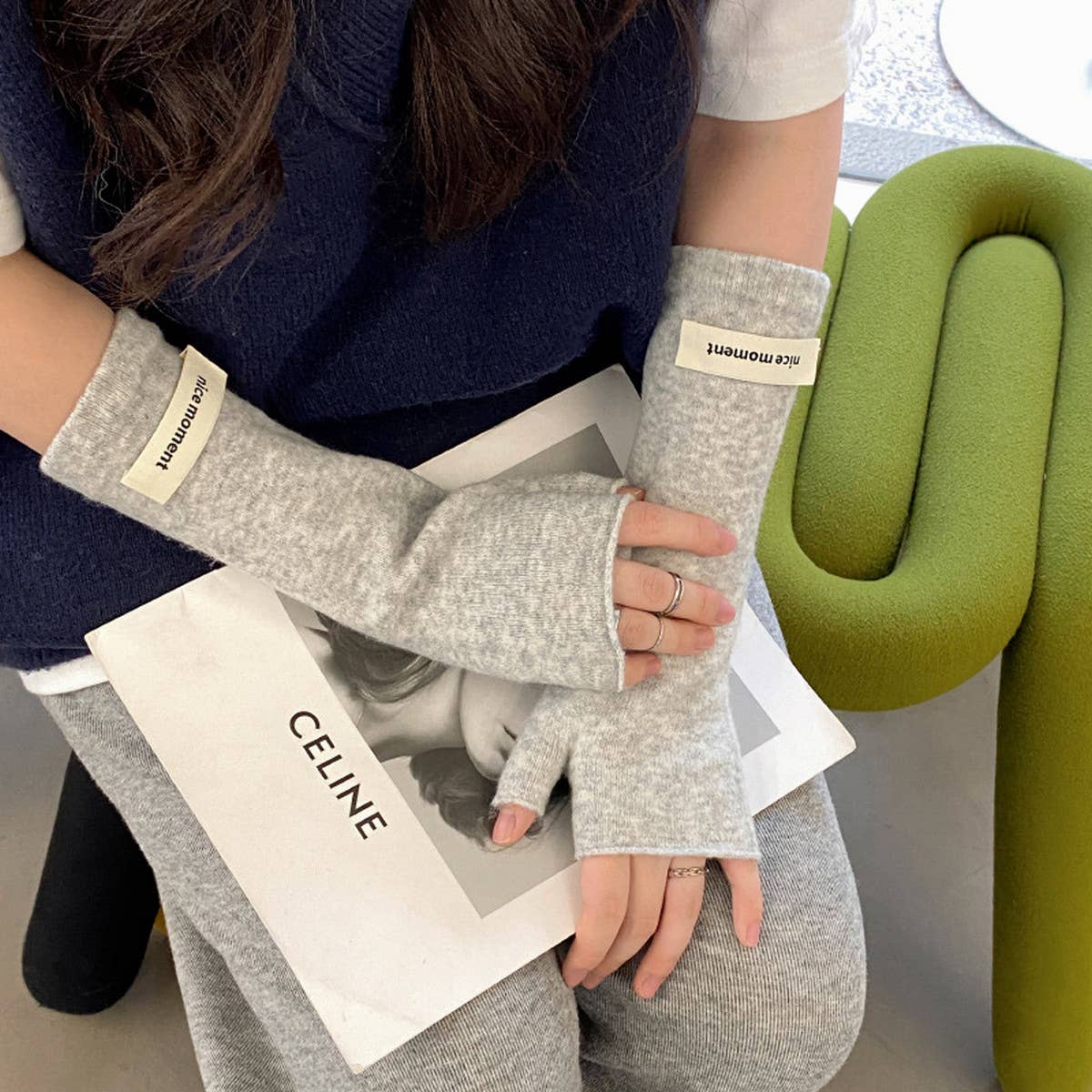 SOLID COLOR FINGERLESS TOUCH SCREEN GLOVES_CWAG0138