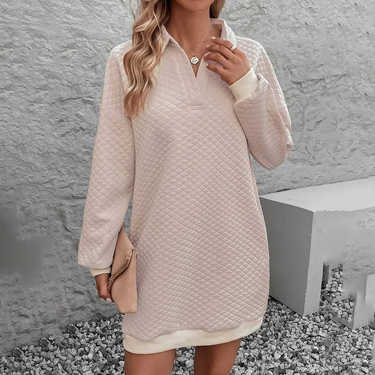 SOLID COLOR TURTLENECK SWEATDRESS_CWDSD2416