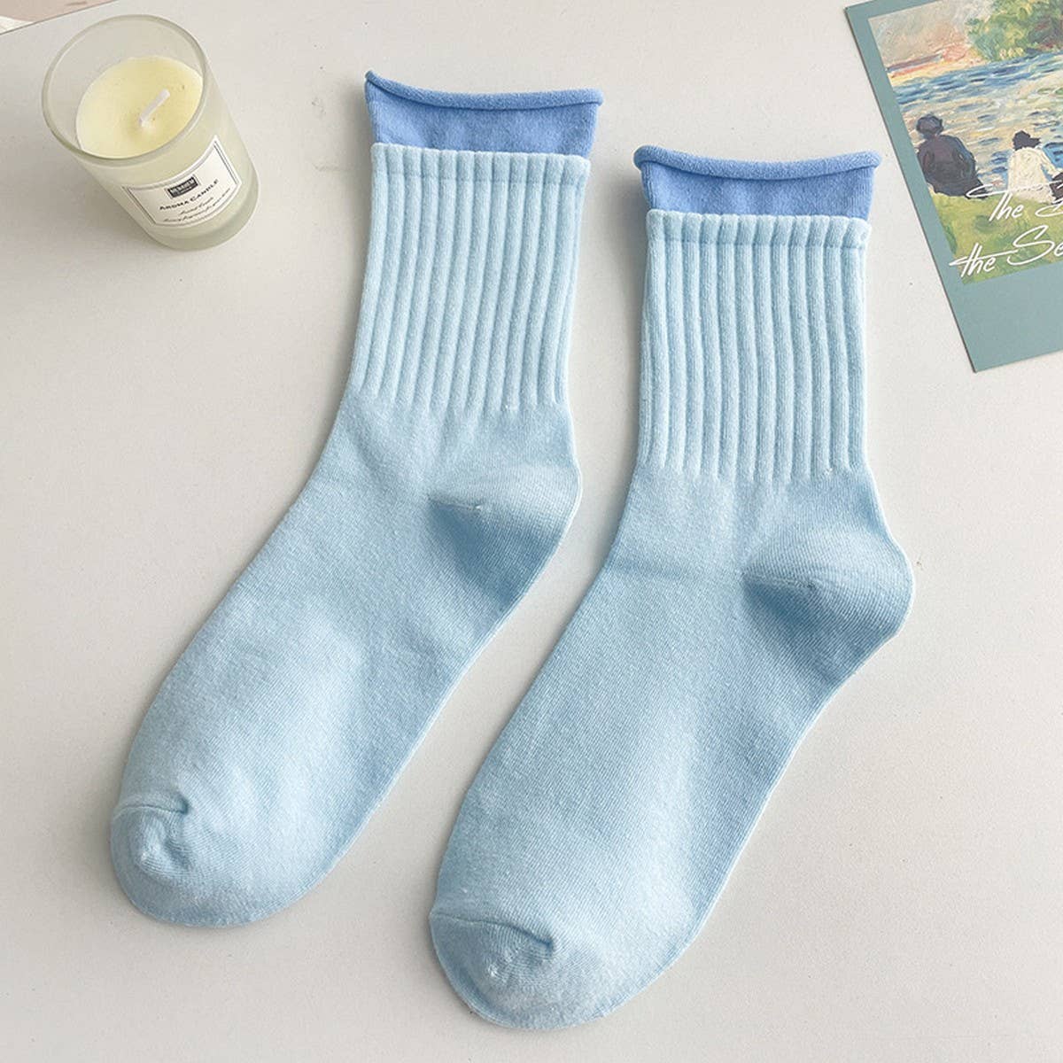 WOMEN PAIR BREATHABLE HEMMED SOCKS