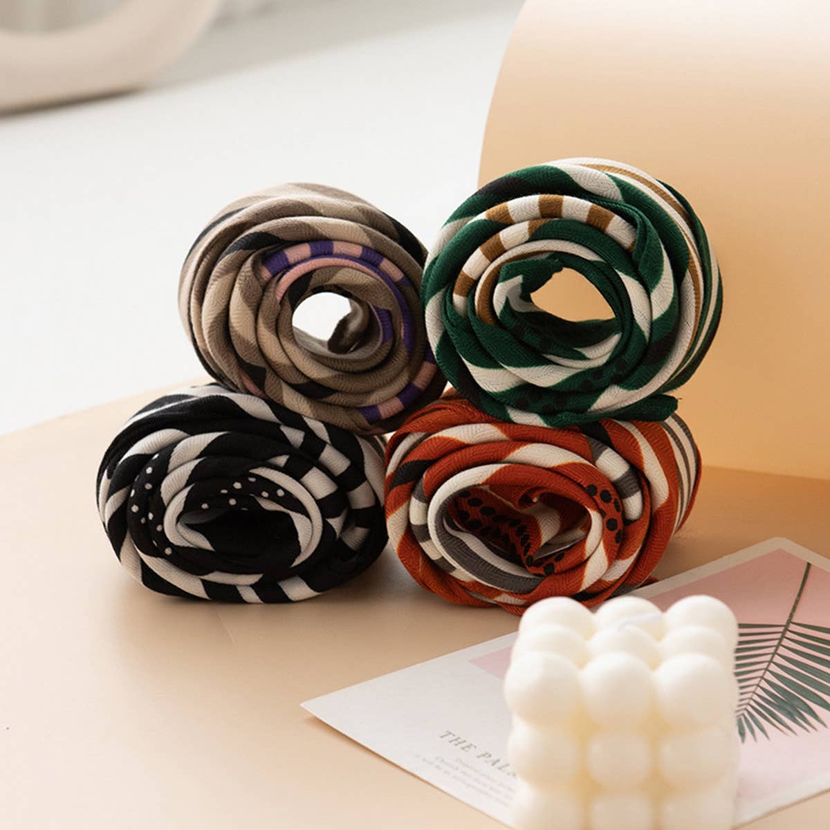 STRIPE PRINT VINTAGE SCARF_CWASC0933