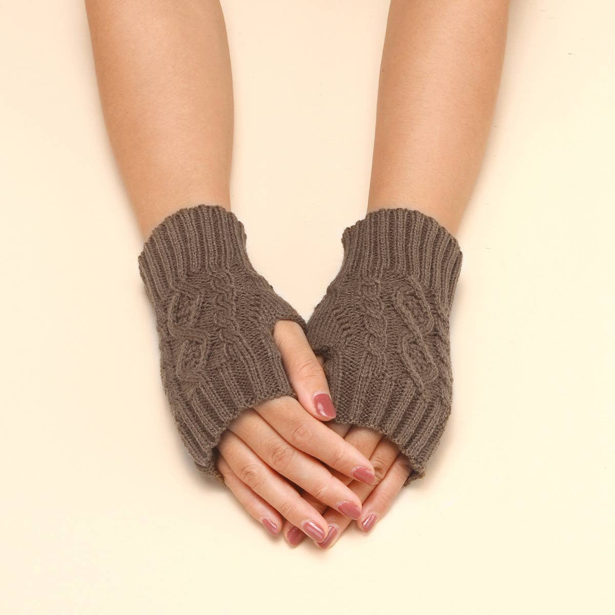 KNITTED DIAMOND-SHAPED FINGER HOLE GLOVES_CWAG0088