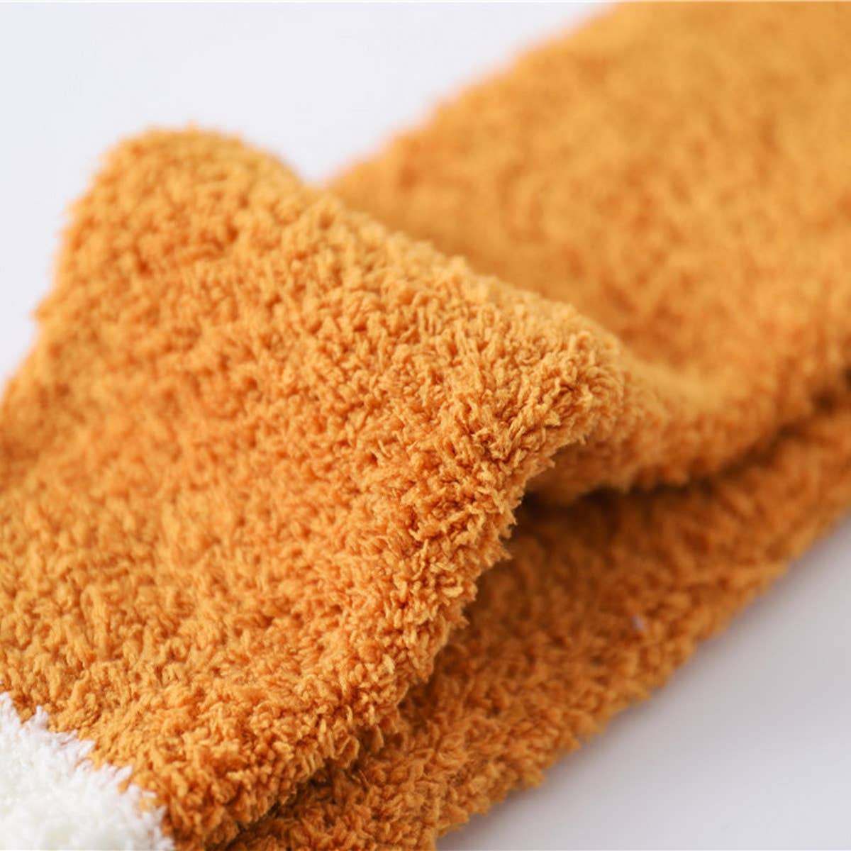 WOMEN HOME PADDED WARM CORAL VELVET SOCKS