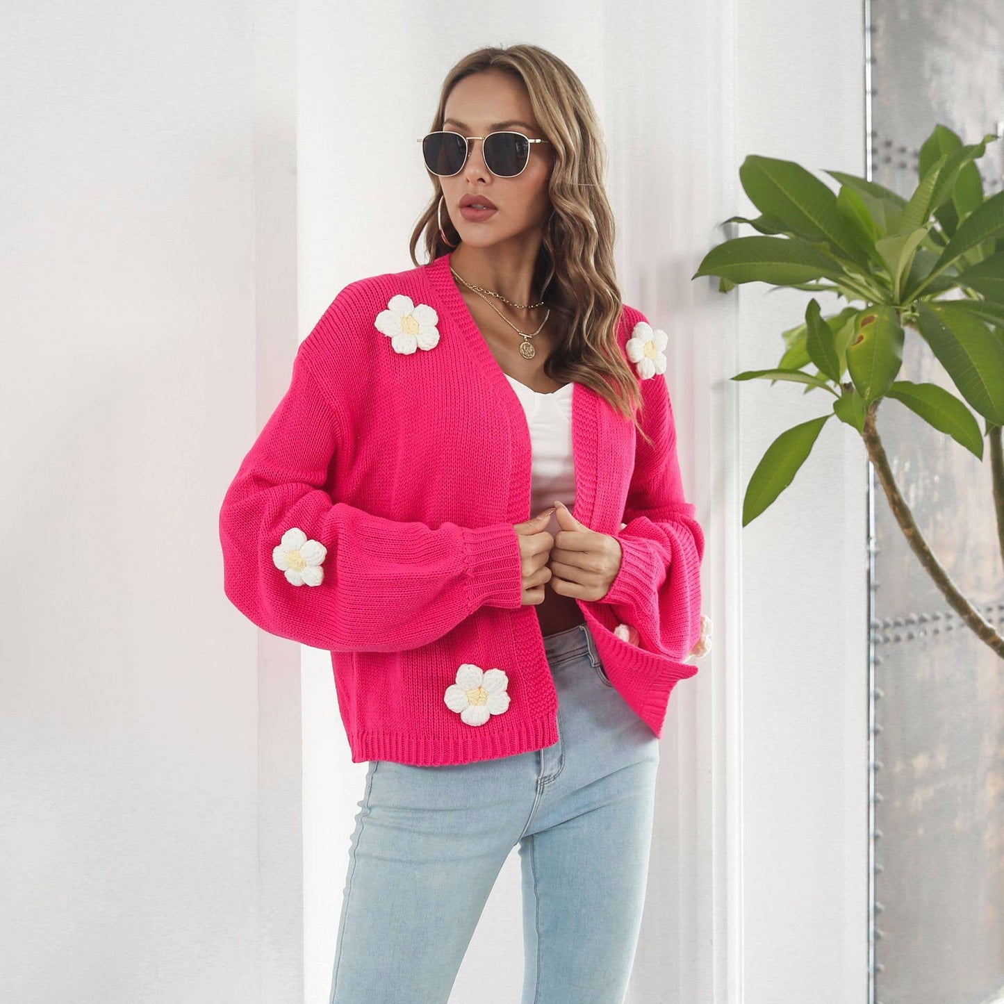 THREE-DIMENSIONAL EMBROIDERY KNITTED COAT